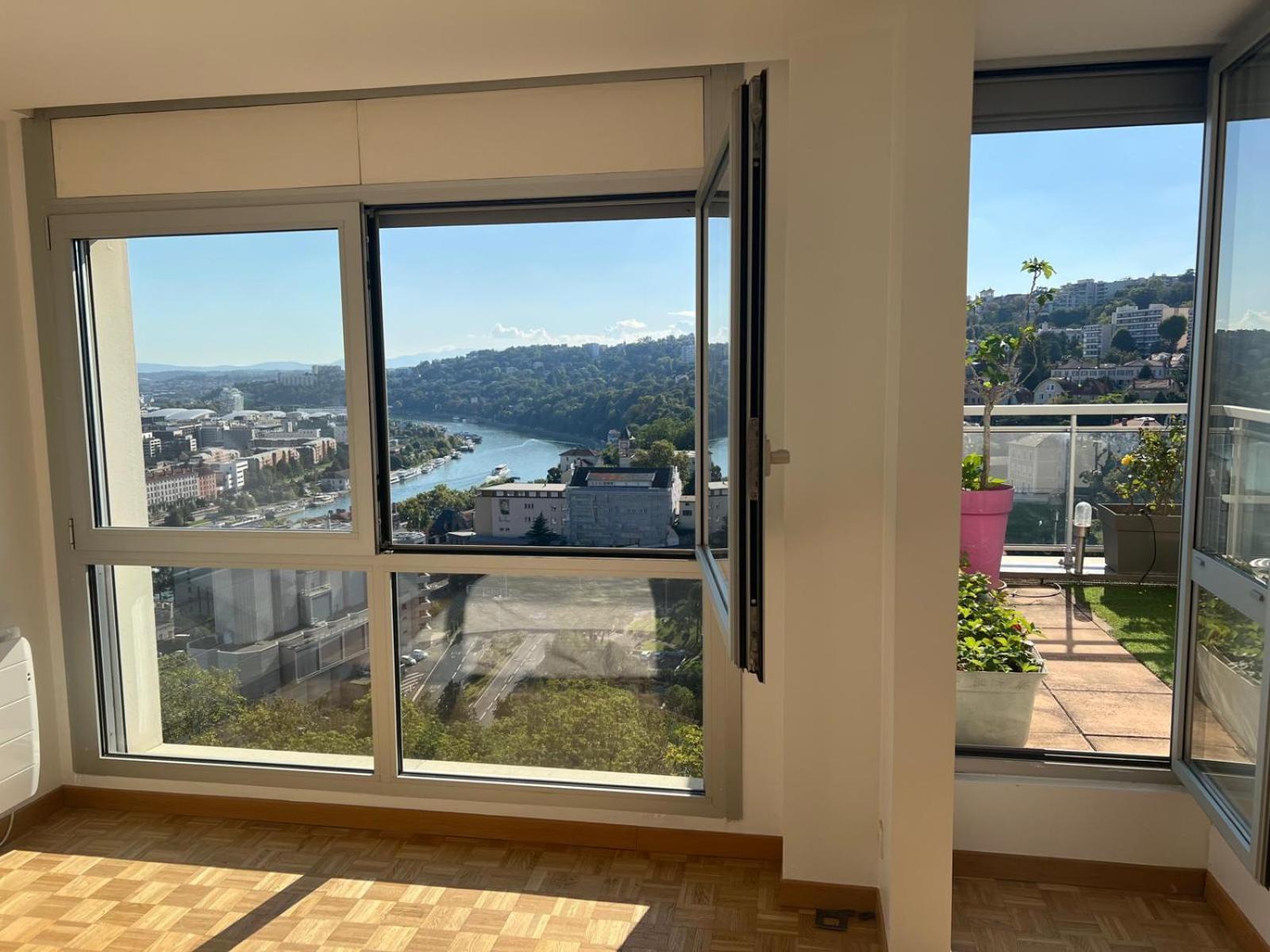 Chambre Dans Les Hauteurs De Lyon Proche Fourviere Chez L Hote מראה חיצוני תמונה